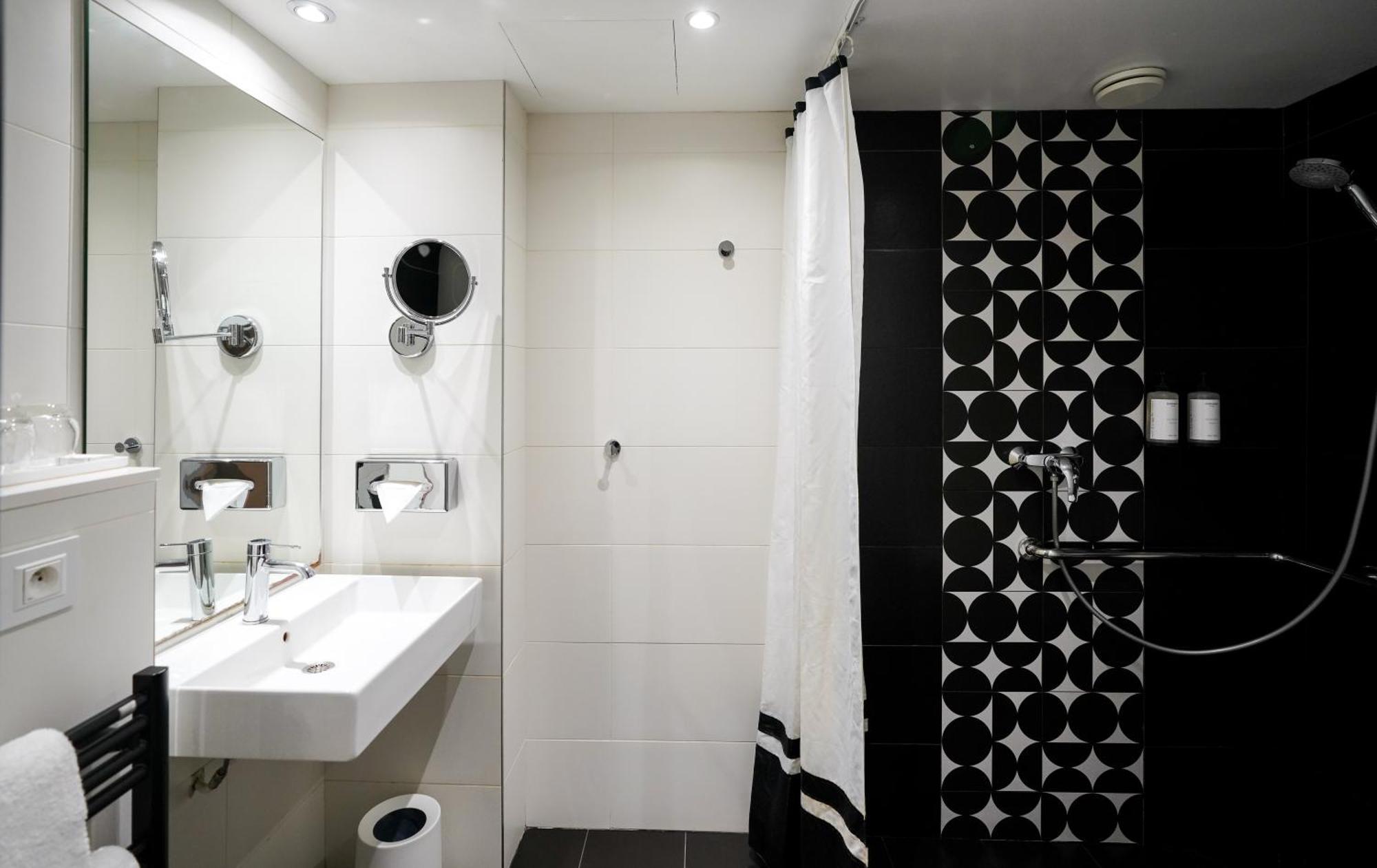 Hotel Ekta Champs Elysees Париж Екстериор снимка