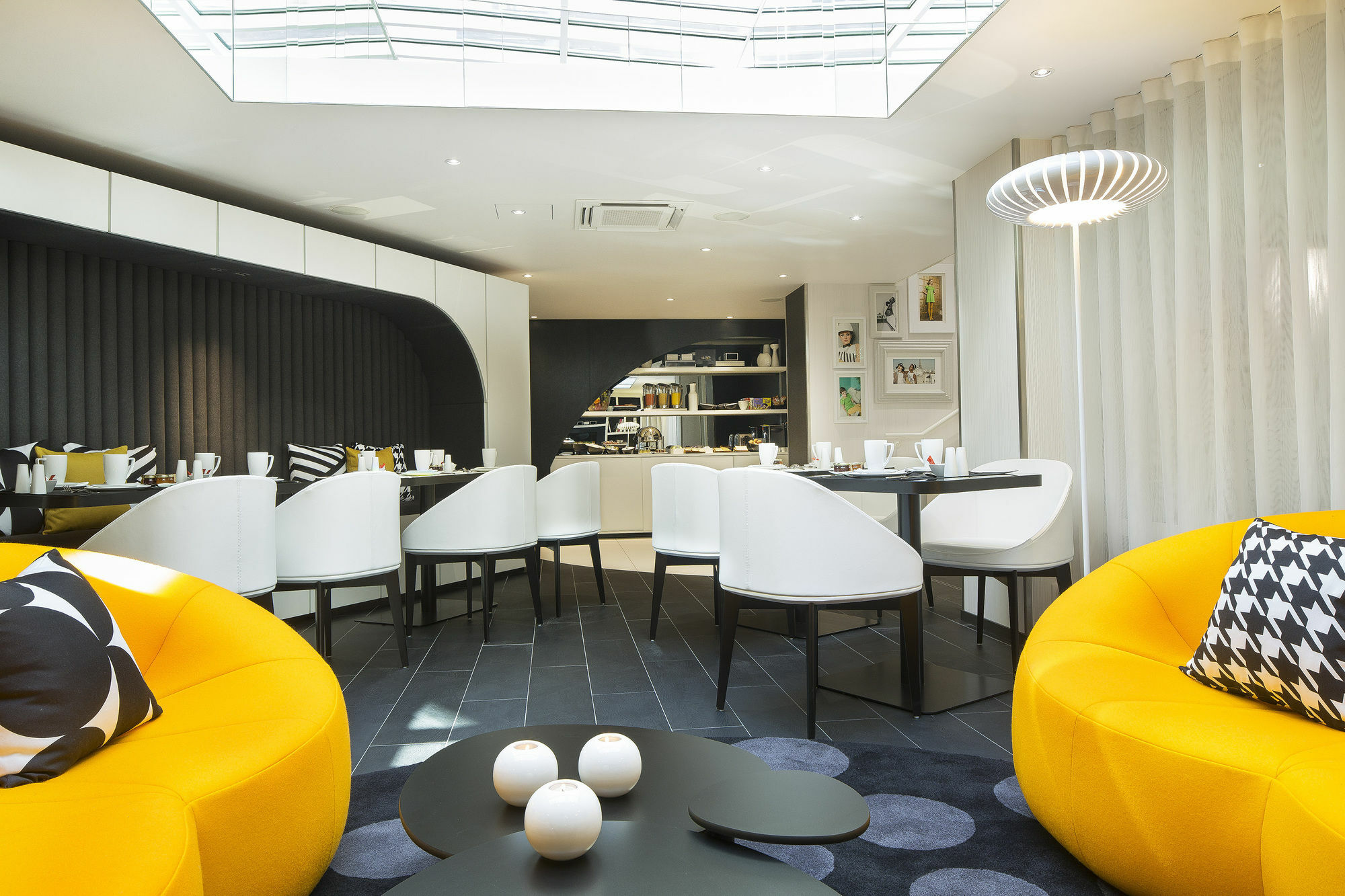Hotel Ekta Champs Elysees Париж Екстериор снимка