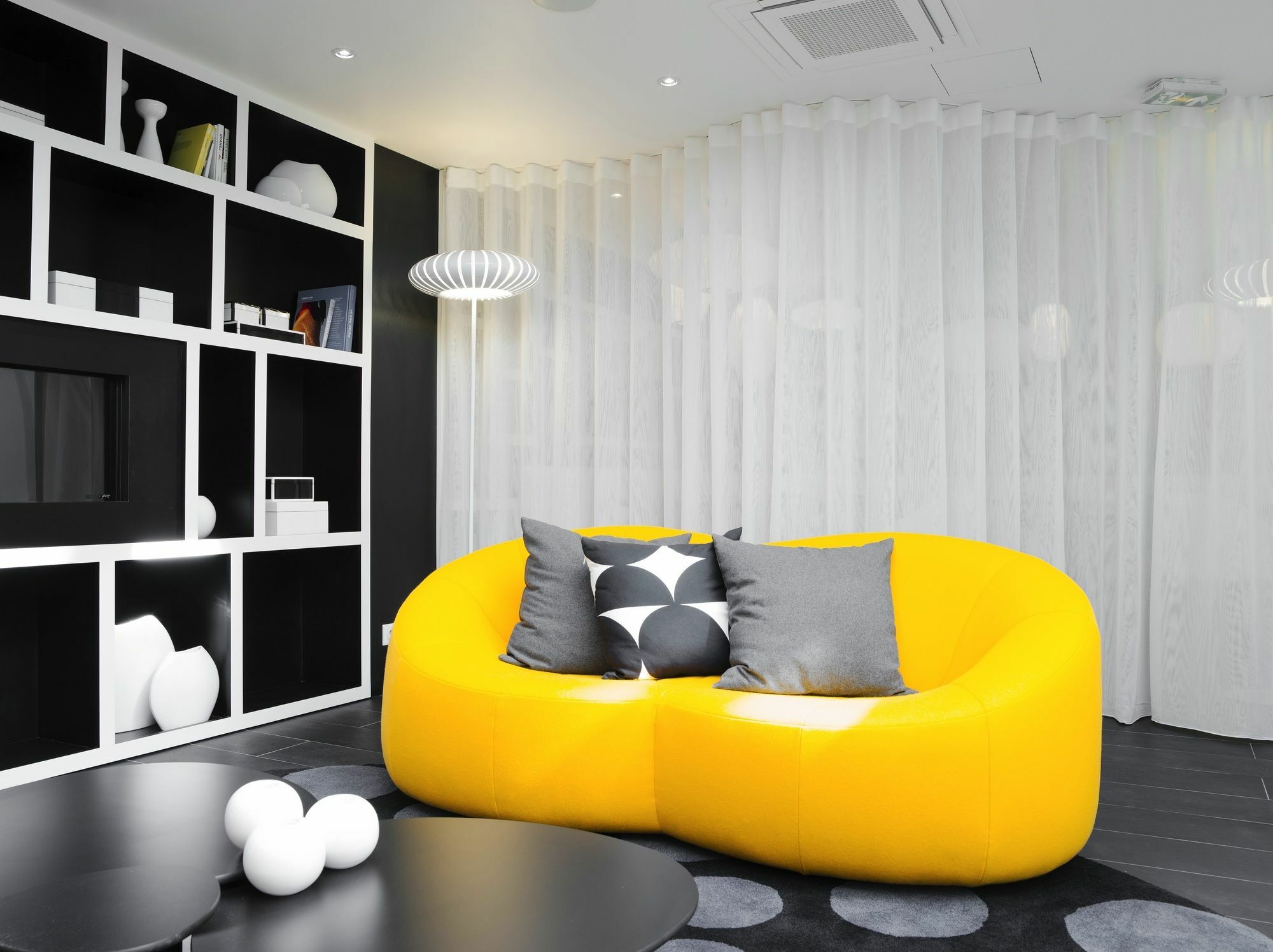 Hotel Ekta Champs Elysees Париж Екстериор снимка